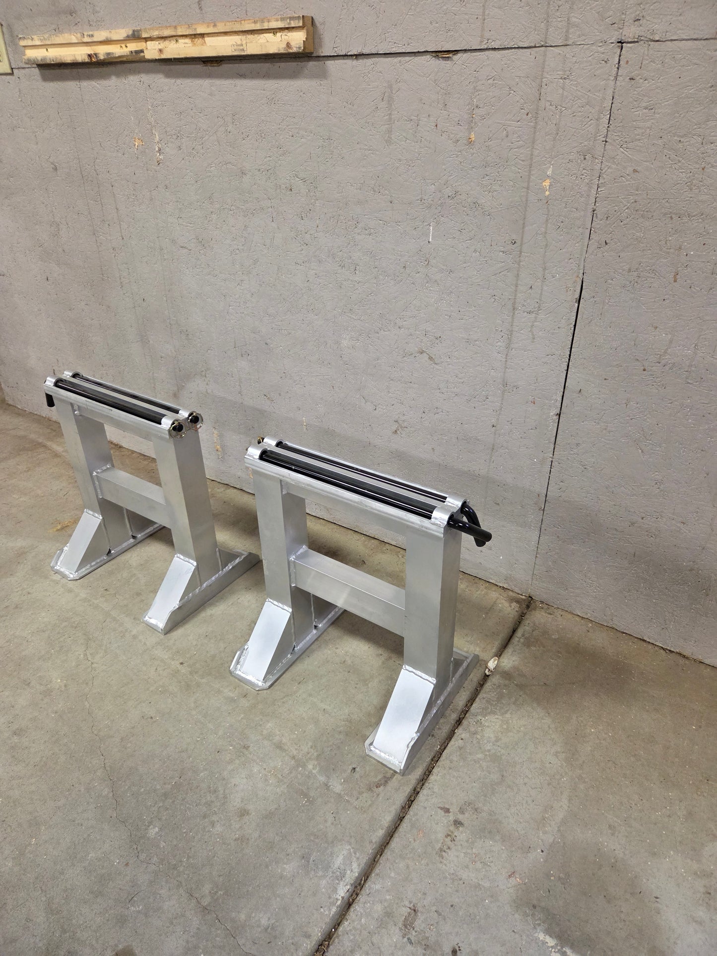 Non-Adjustable Jack Stand 20''