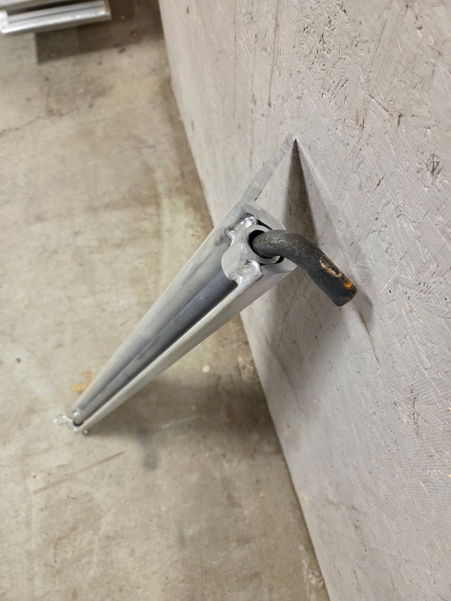 36'' Pin Bracket
