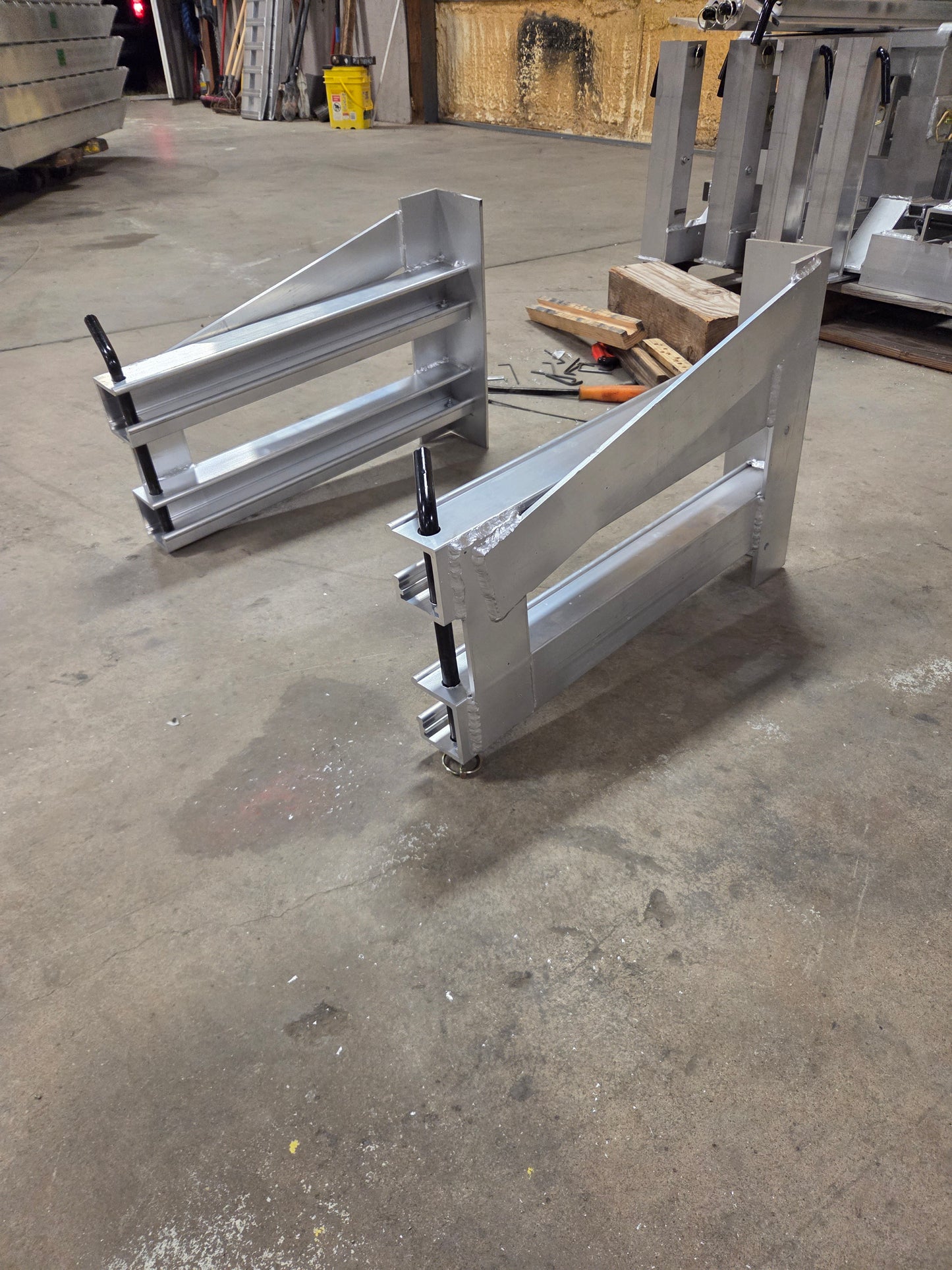 Step deck Ramp Transport Brackets