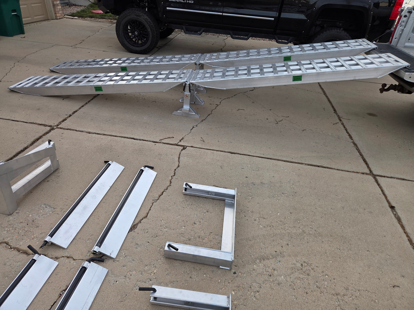 8'x18'' Ramps for Step Deck Trailer with Knee Braces, Master Setup